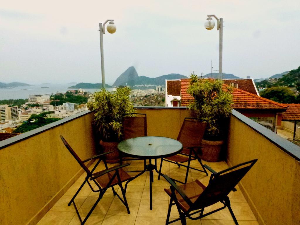 Santo Mirante Hostal *